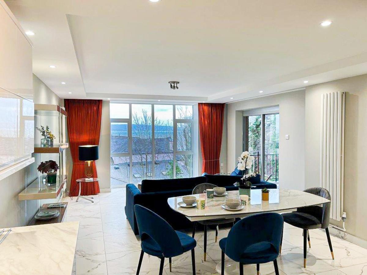 Modern Luxurious Apartment W/ Patio Balcony & View Jordanstown المظهر الخارجي الصورة